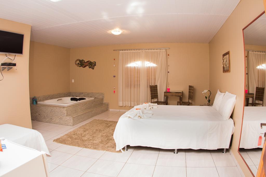 Hotel Pousada Cantinho Do Ceu ปาราอิบา โด ซุล ภายนอก รูปภาพ